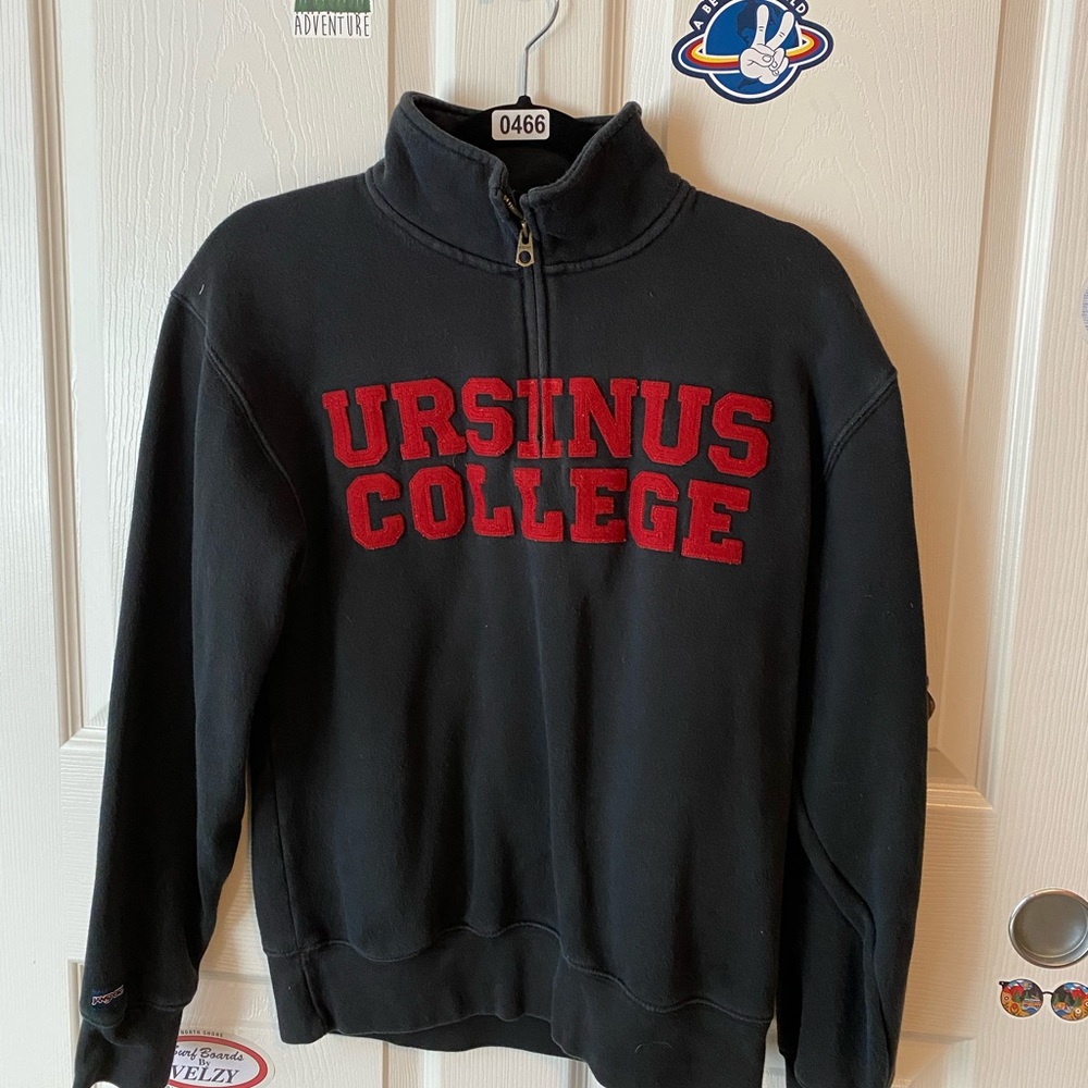 College zip crew neck